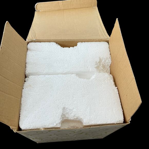 San Francisco Music Box Red Cardinal Water Globe Snow Once Upon A December Rare - Picture 14 of 14